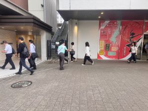 R06「結核予防週間」街頭啓発の様子3